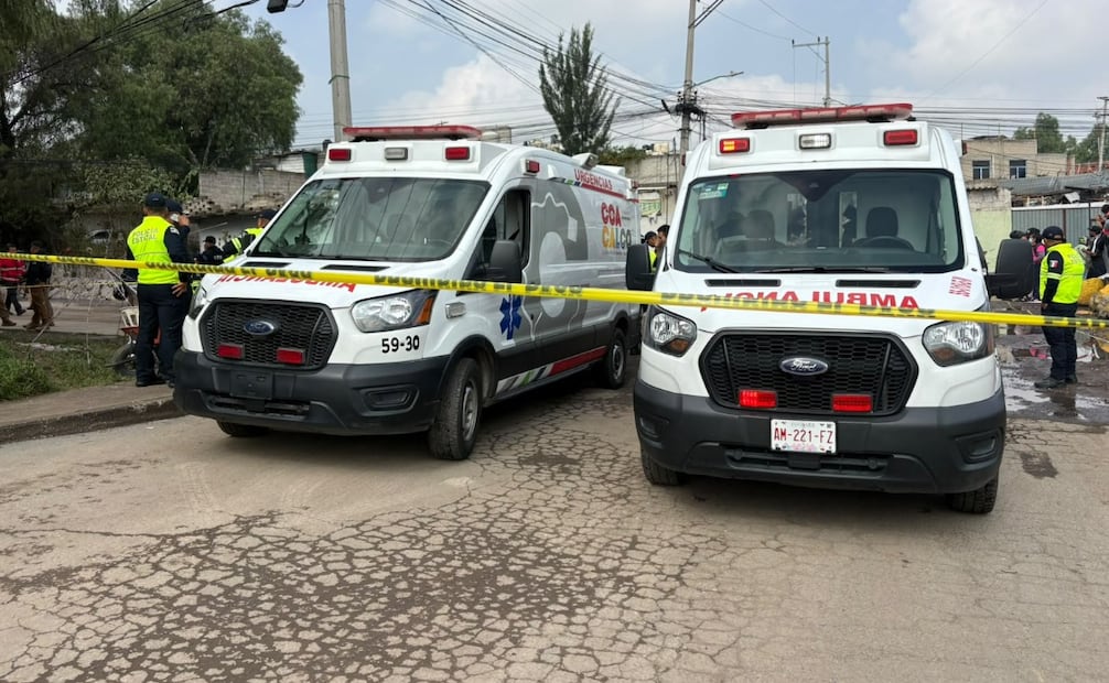 Dos pipas de gas estuvieron involucradas en la emergencia registrada esta mañana en Coacalco. Foto Arturo Contreras / El Universal