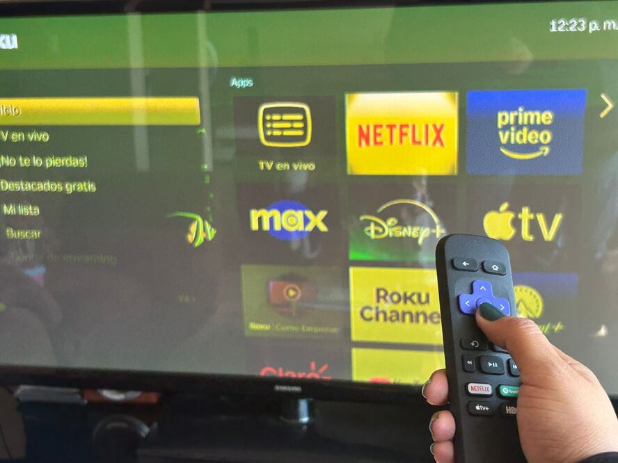 Desde Netflix hasta disney + las plataformas de streaming estrenan series y películas. Foto Jorge Alvarado