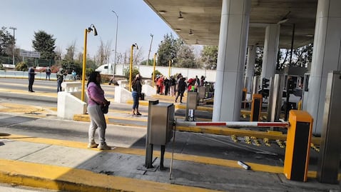 Vecinos de Chalco liberan caseta en la México-Puebla; exigen reubicación de gaseras