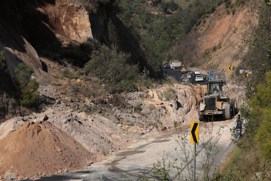 Habitantes de zonas cercanas a cauces enfrentan riesgos por deslizamientos. Foto Alejandro Vargas/ El Universal Edomex