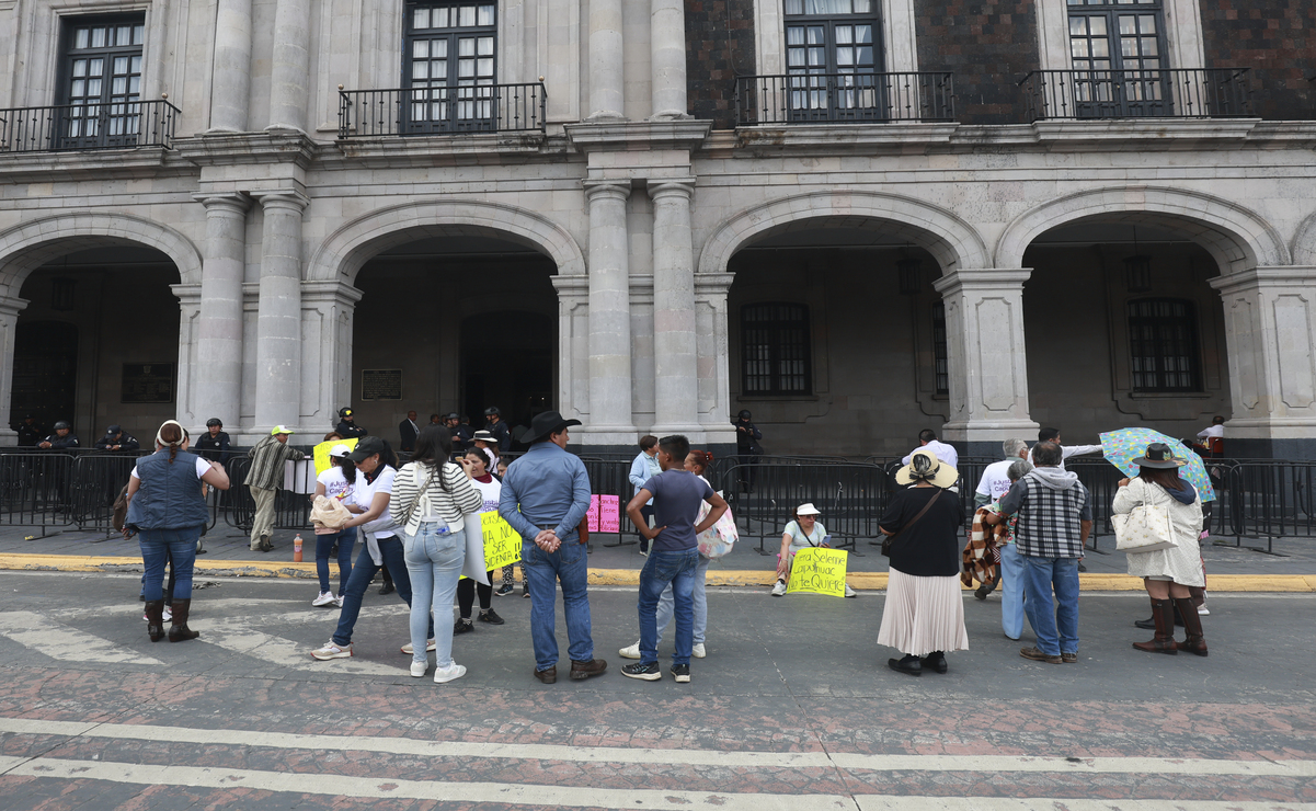 Los vecinos de Capulhuac esperan que en los próximos días reciban una visita de las autoridades competentes. Foto: Alejandro Vargas / El Universal Estado de México