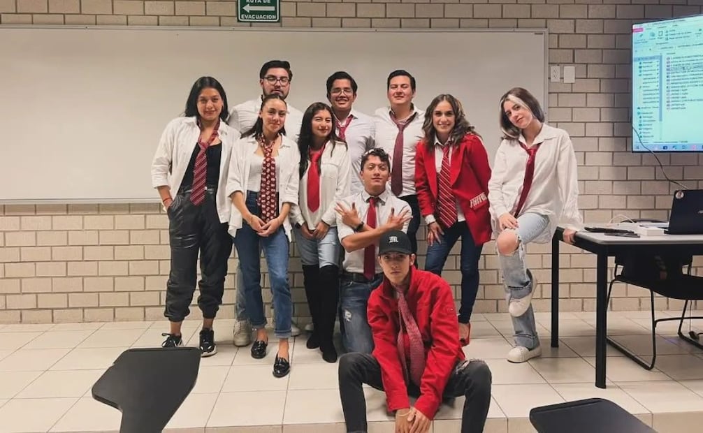 La docente que planea llevar su visión de la imagen personal del salón de clases al mundo de la moda. Foto Especial