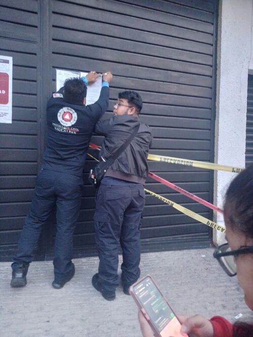 Edificio en Naucalpan a punto de colapsar