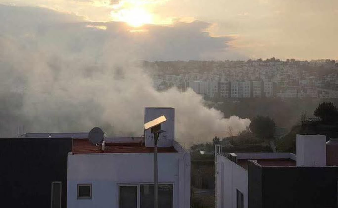 El terreno seco y las temperaturas actuales facilitaron la propagación inicial del siniestro en La Estadía. Foto Especial