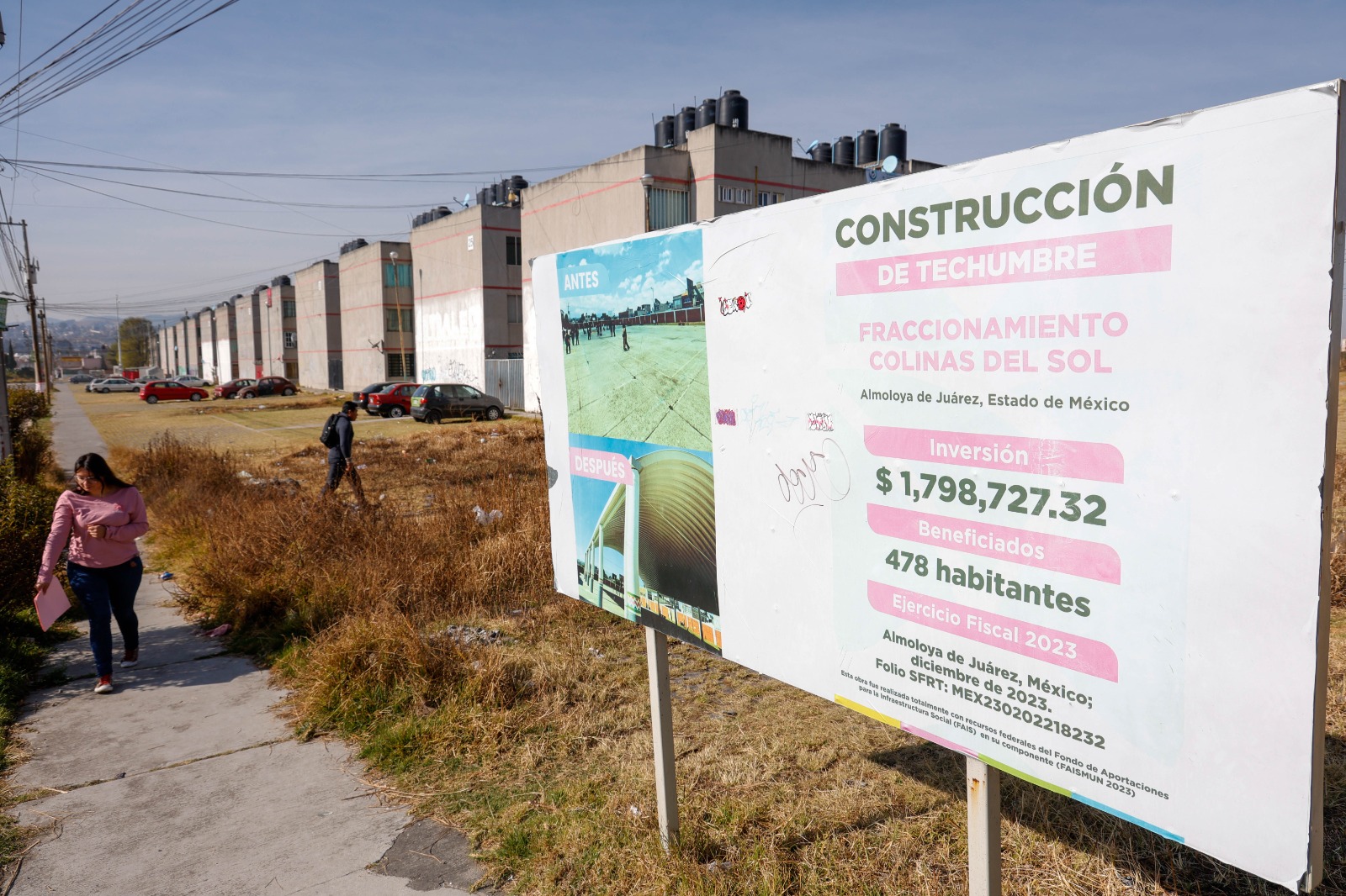 La falta de servicios básicos, la inseguridad y el abandono son la constante en Colinas del Sol. Foto Arturo Hernández