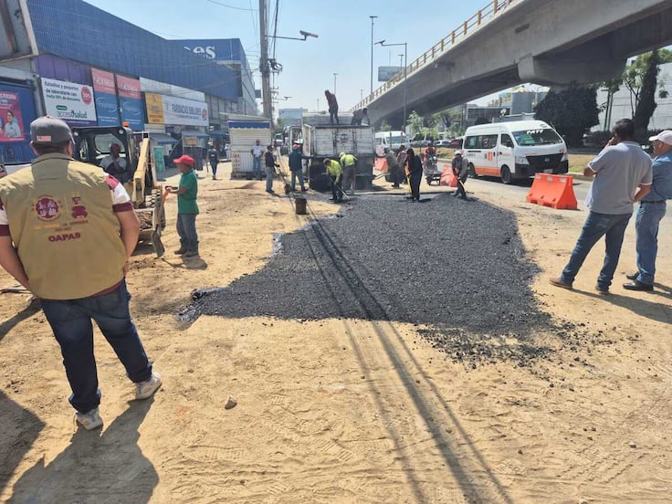 Concluye OAPAS reparación de megafuga de agua que afectaba a la zona industrial de Naucalpan
