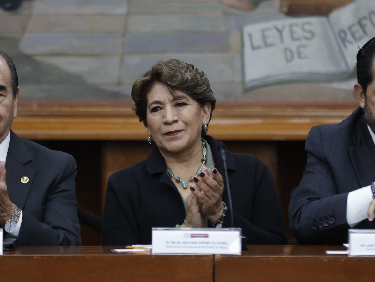 La gobernadora Delfina Gómez hizo un amplio reconocimiento al presidente Andrés Manuel López Obrador