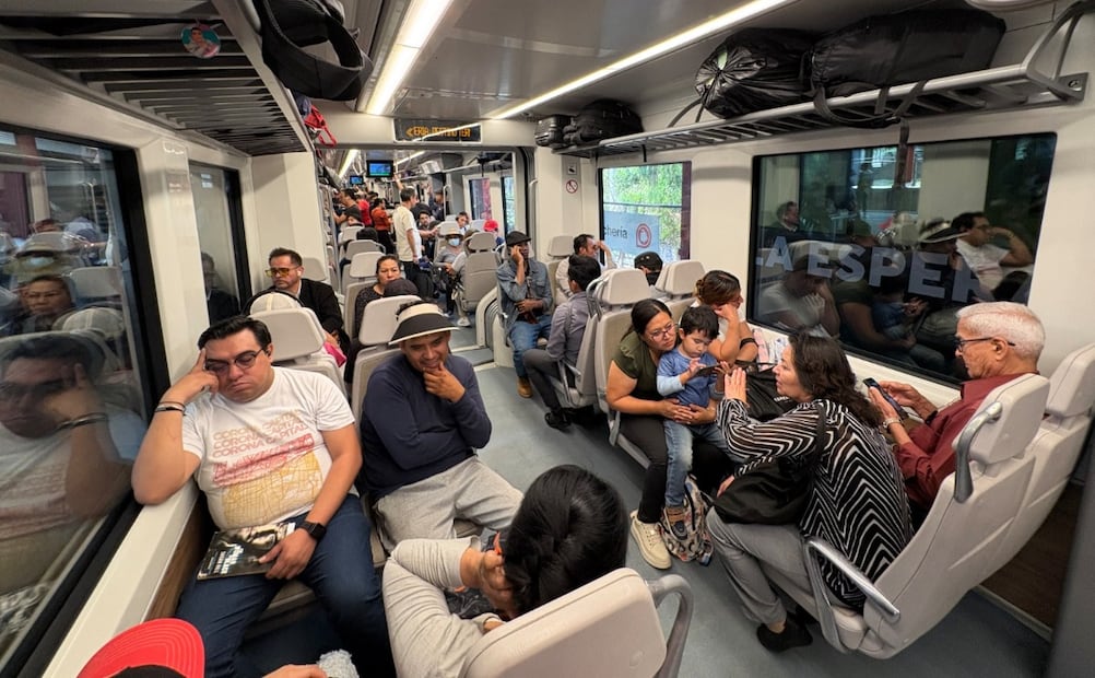 Estaciones intermedias del Tren Felipe Ángeles aún operan con accesos peatonales provisionales y sin conexión formal de transporte público. Foto Arturo contreras / El Universal