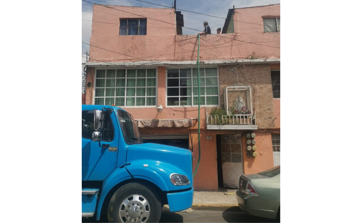 El titular del OPDM, Alberto Valdés, informó que las fallas en el tanque Tlalnemex agravaron la crisis de agua en Tlalnepantla, afectando a unas 300,000 personas. Foto: Especial