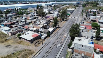 Temen reubicación por tren México-Querétaro