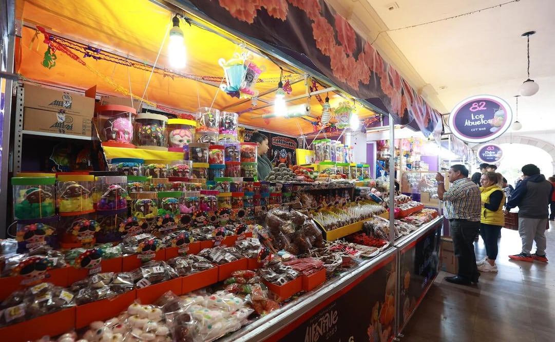 Más de 3.5 millones de personas que han visitado la Feria del Alfeñique / Foto Alejandro Vargas