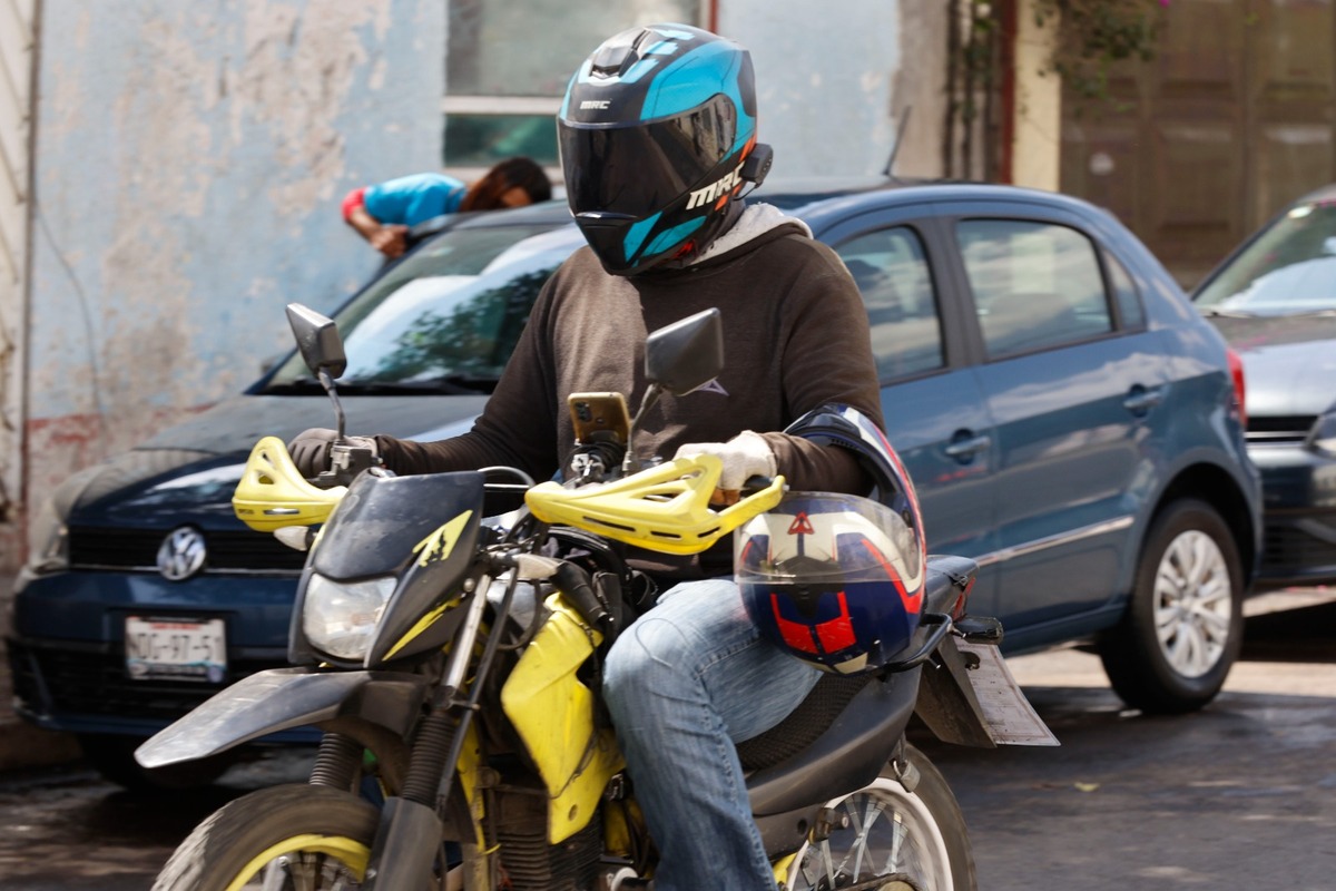 Encontrado formas de prevenir y evitar ser víctimas de estos delincuentes en motocicleta.