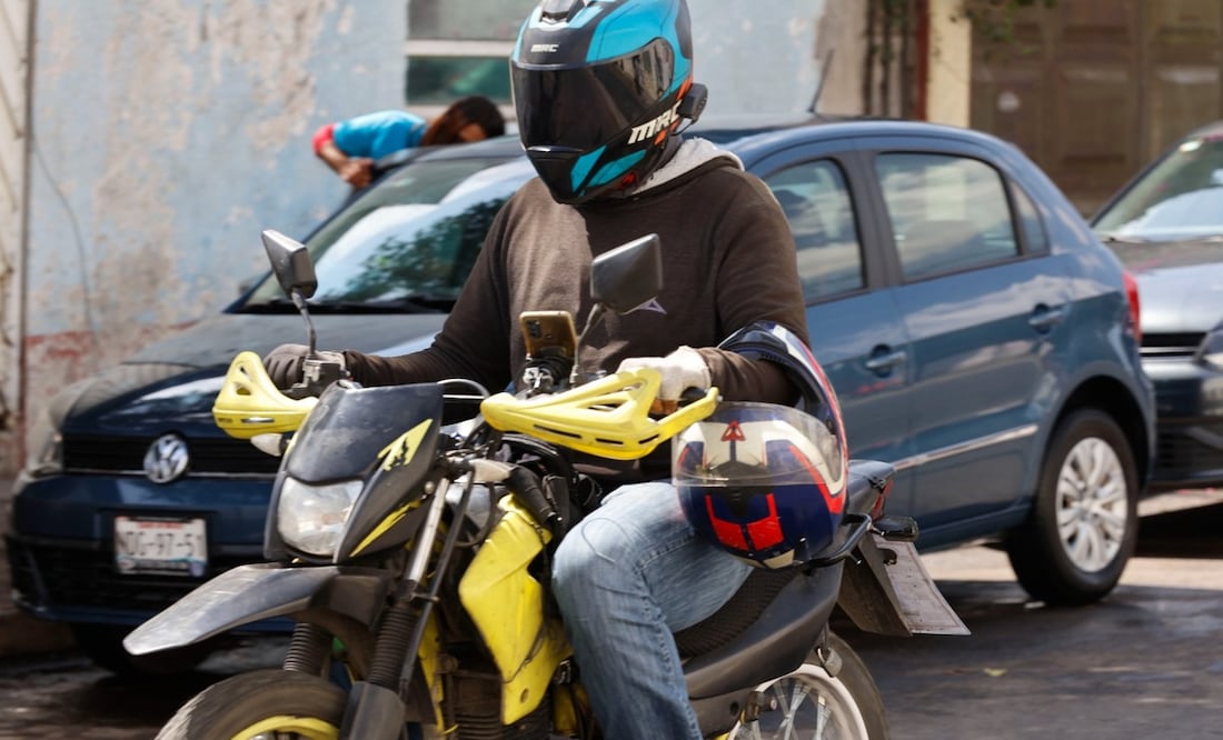 Una vez que compras tu moto tienes 5 días para obtener tu placa / Foto Archivo