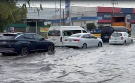Se inunda la Vía López Portillo en Tultitlán; suspenden servicio de la Línea 2 del Mexibús