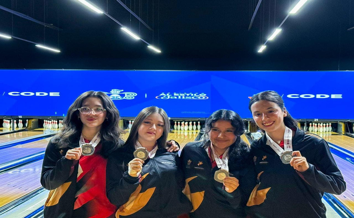 El equipo de boliche mexiquense consiguió ocho medallas en total, de las cuales cuatro fueron de oro. Foto: Especial