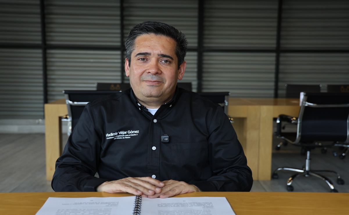 Vladimir Véjar Gómez, especialista en materia administrativa / Foto Sergio García