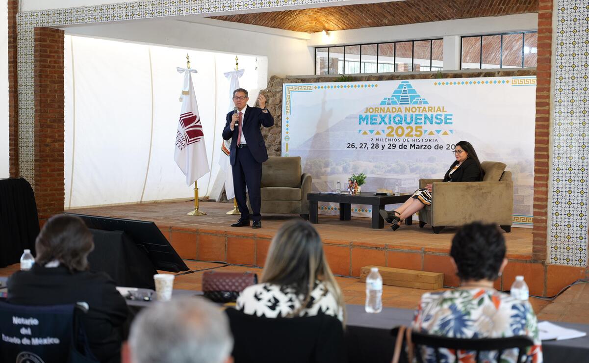 De acuerdo con los notarios, la información que almacenamos en redes como Facebook o Instagram puede ser muy valiosa / Foto: Especial