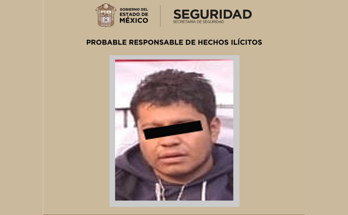Dúo criminal detenido en Toluca. Efrén "N" y un menor fueron aprehendidos por robo de vehículo, posesión de cristal, arma de fuego y usurpar funciones ministeriales. Foto: Especial