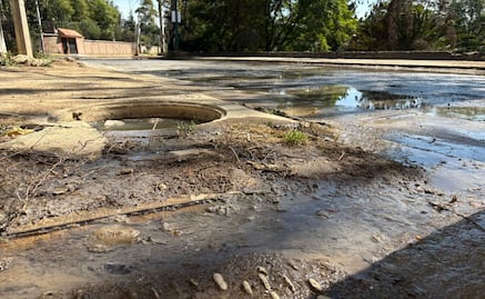 Fuga de agua afecta a vecinos de Lago de Guadalupe en Cuautitlán Izcalli