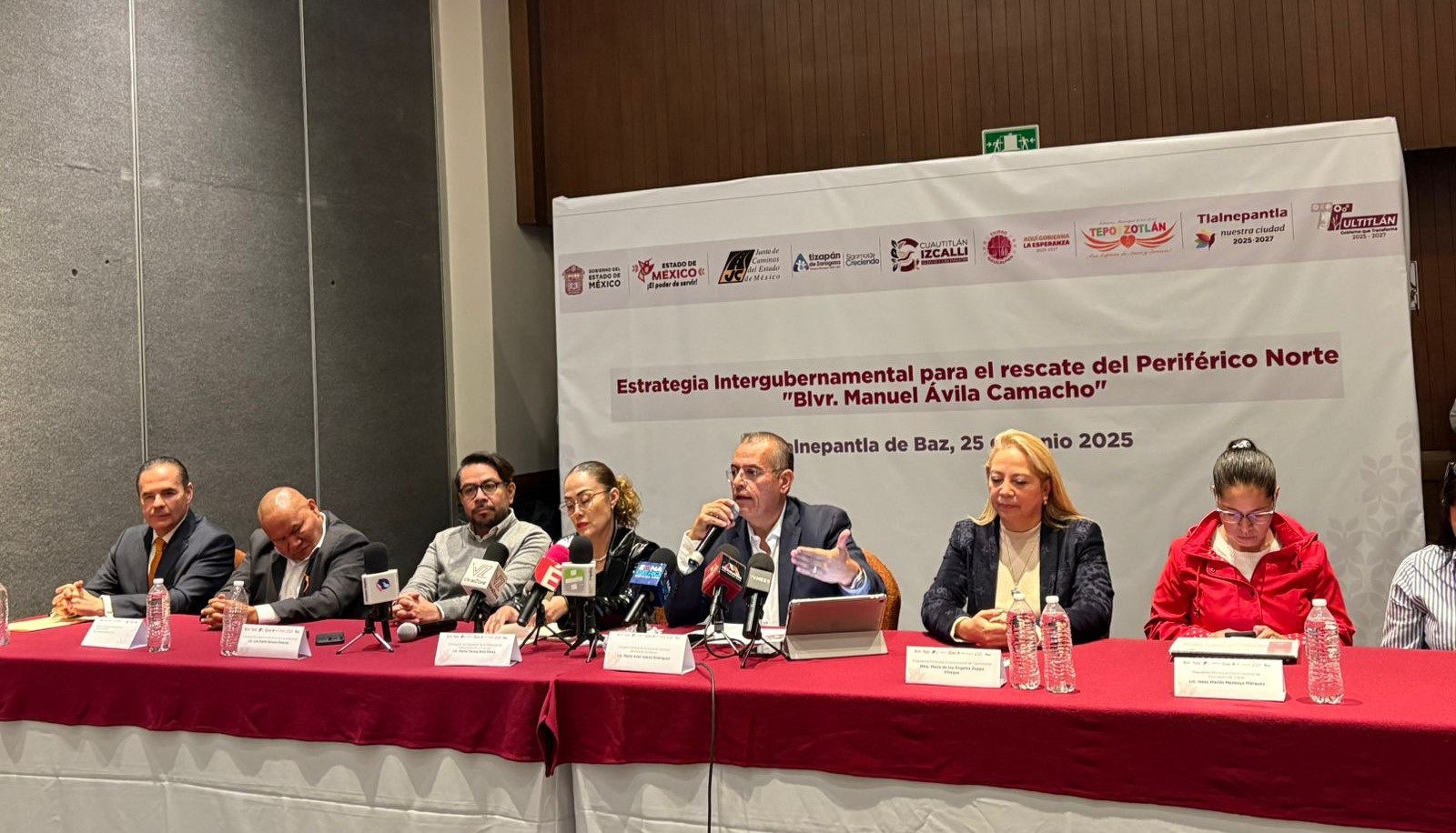 El mantenimiento del Periférico Norte le correspondía a una empresa privada / Foto Arturo Hernández