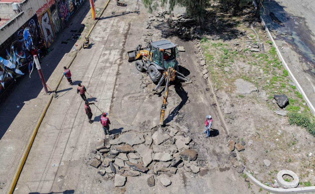 Usuarios del paradero denunciaban diariamente lodazales, baches profundos y basura acumulada al intentar ingresar a la Línea A. Foto Especial