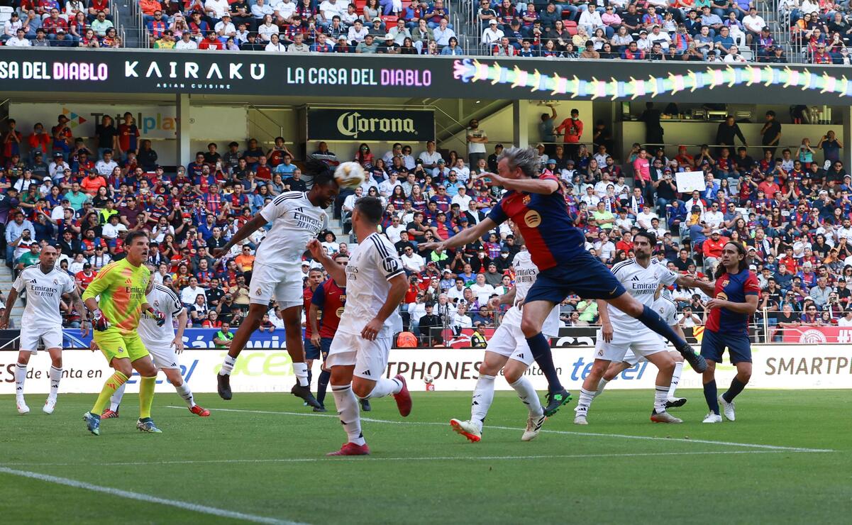 Se mostraron agradecidos con las muestras de cariño que recibieron de los espectadores / Foto: Alejandro Vargas