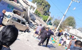 Explosión destroza vivienda en Coacalco; hay cinco personas lesionadas