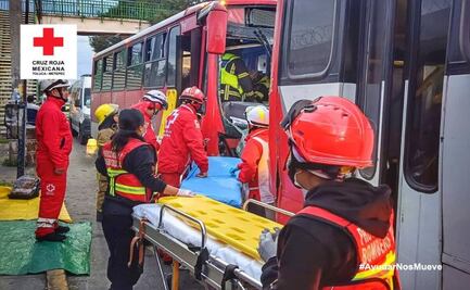 Accidente en Toluca: 25 heridos tras choque de autobuses en lateral de Paseo Tollocan 