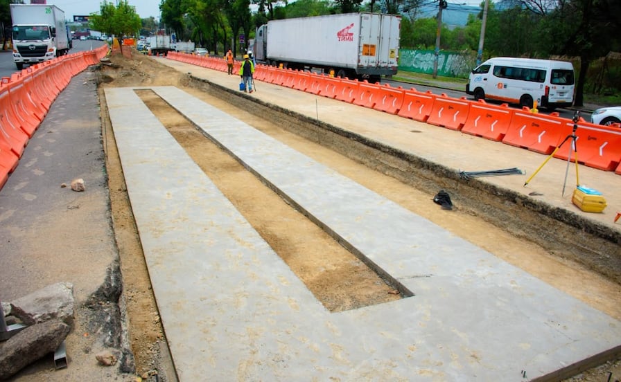 Mexibús Línea 5: Avanza construcción de carril confinado en la Vía Gustavo Baz en Tlalnepantla