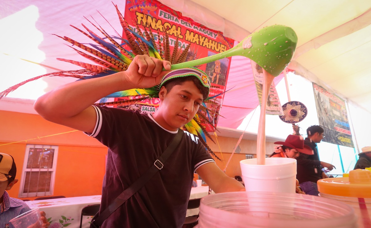 La feria es organizada por la Asociación Civil de Productores de Maguey Pulquero y sus Derivados / Foto Luis Camacho