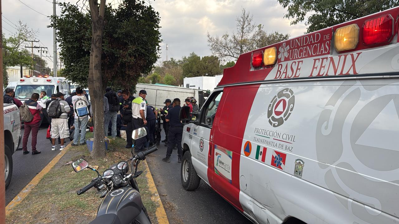 Al lugar de los hechos llegaron elementos de emergencia. Foto Especial