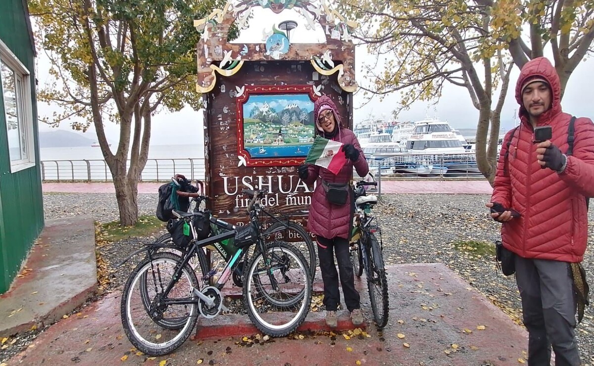 Ciclistas de Naucalpan llegan al “Fin del Mundo”