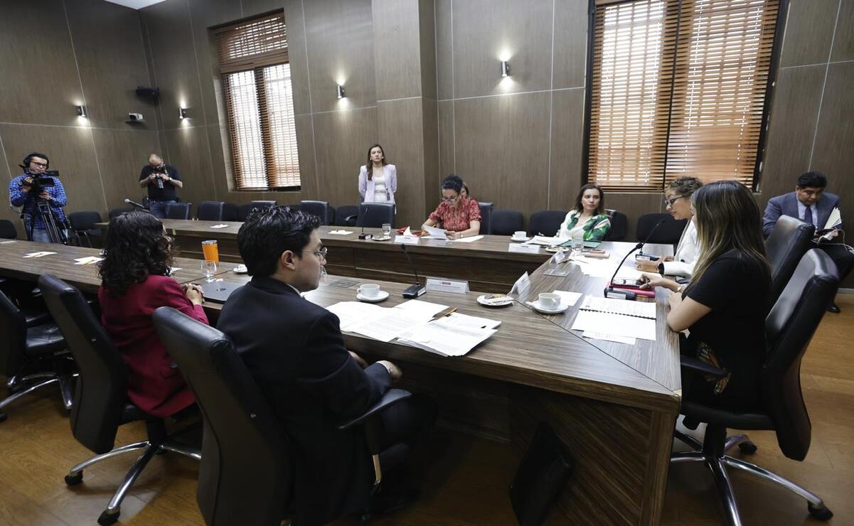 El "currículum ciego" es una propuesta para fomentar la igualdad laboral y la no discriminación. Foto: Jorge Alvarado
