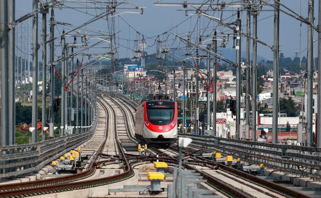 El Plan del tren "El Insurgente" revela los puntos de riesgo por inundaciones y ductos de Pemex en la zona de Toluca. Foto: Alejandro Vargas