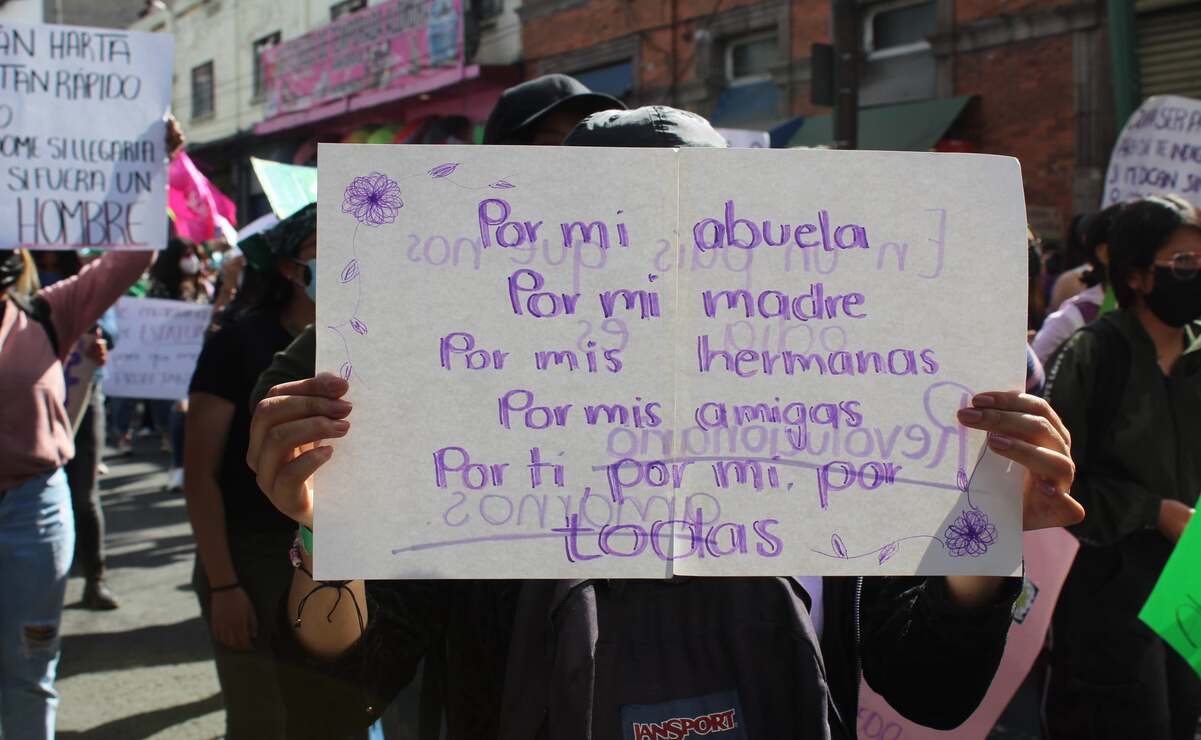 Se estima que en México existen 10 feminicidios al día / Foto Karen Aldama