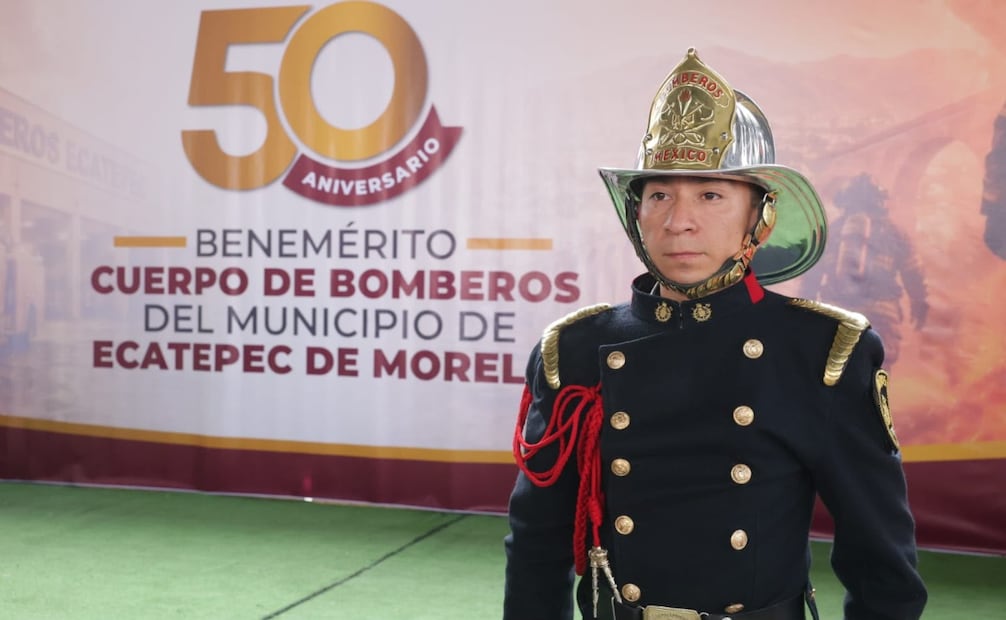 Conmemoración de los 50 años de servicio del Benemérito Cuerpo de Bomberos de Ecatepec en la base Xalostoc. Foto Especial
