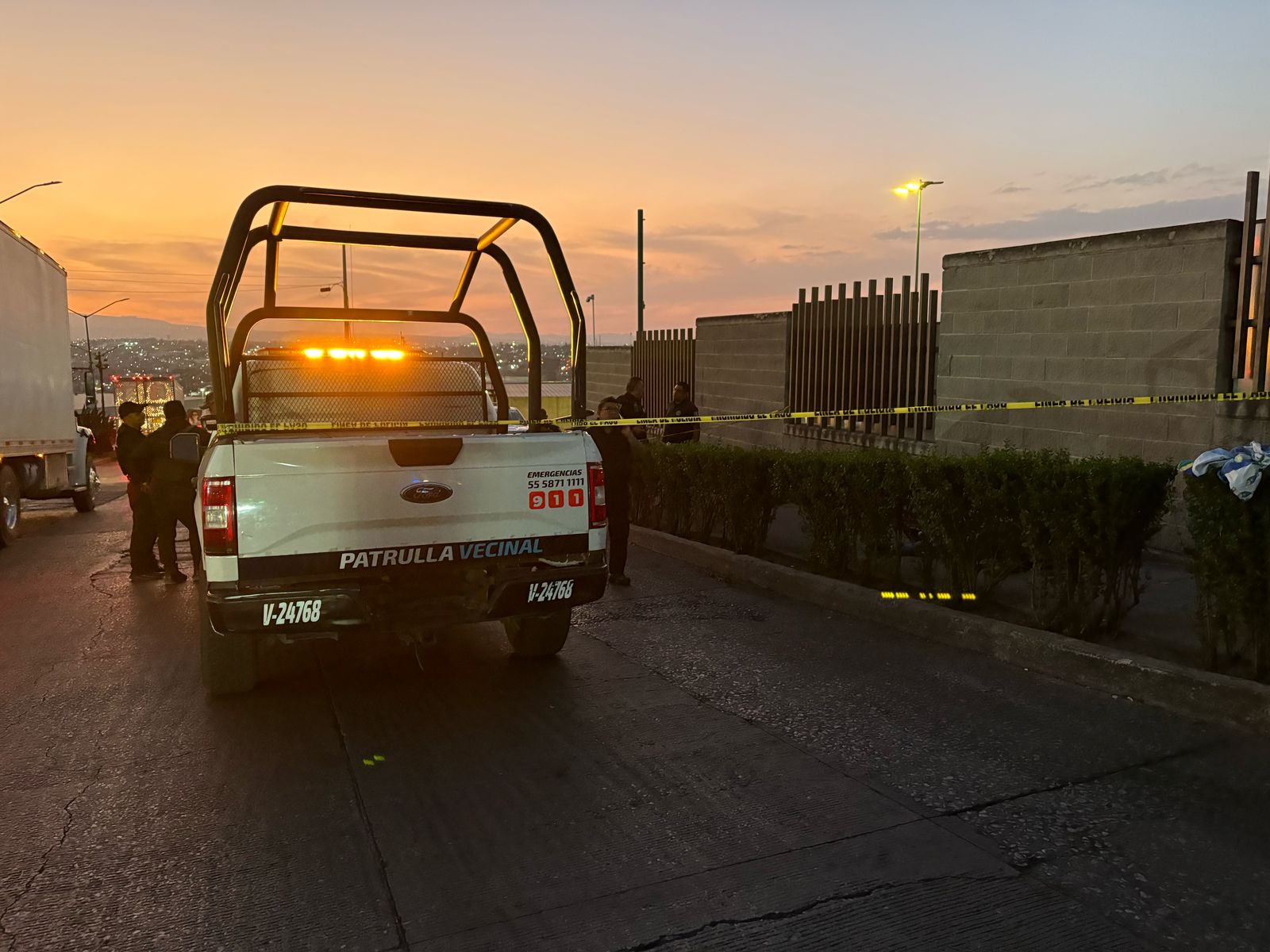 Una joven de 22 años es asesinada a balazos en la zona industrial de San Martín Obispo, Cuautitlán Izcalli. Foto Arturo Contreras
