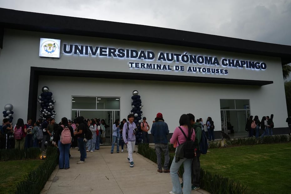 La UACh tienen 30 choferes para el traslado de estudiantes a sus actividades académicas y experimentales. Foto. Especial