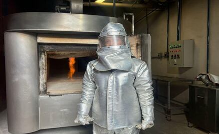 Mayra es embalsamadora y cremadora en velatorio del IMSS en Ecatepec