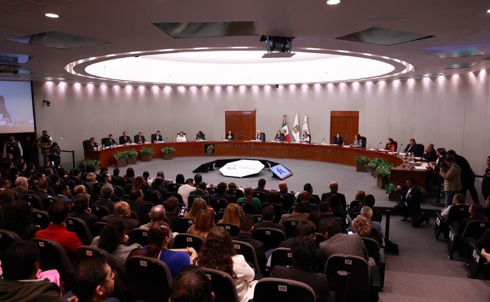 Integrantes del Consejo General del IEEM reafirmaron su compromiso con la legalidad, la paridad y la cero tolerancia a la violencia política. Foto Alejandro Vargas / El Universal