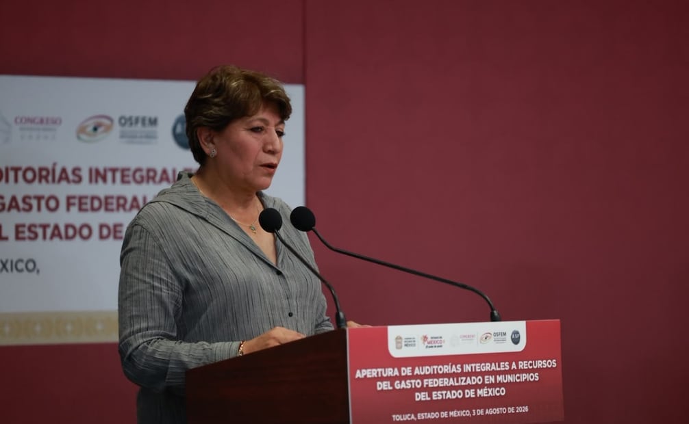 La gobernadora Delfina Gómez Álvarez exhortó a las administraciones municipales a mantener la legalidad, transparencia y rendición de cuentas. Foto Alejandro Vargas / El Universal