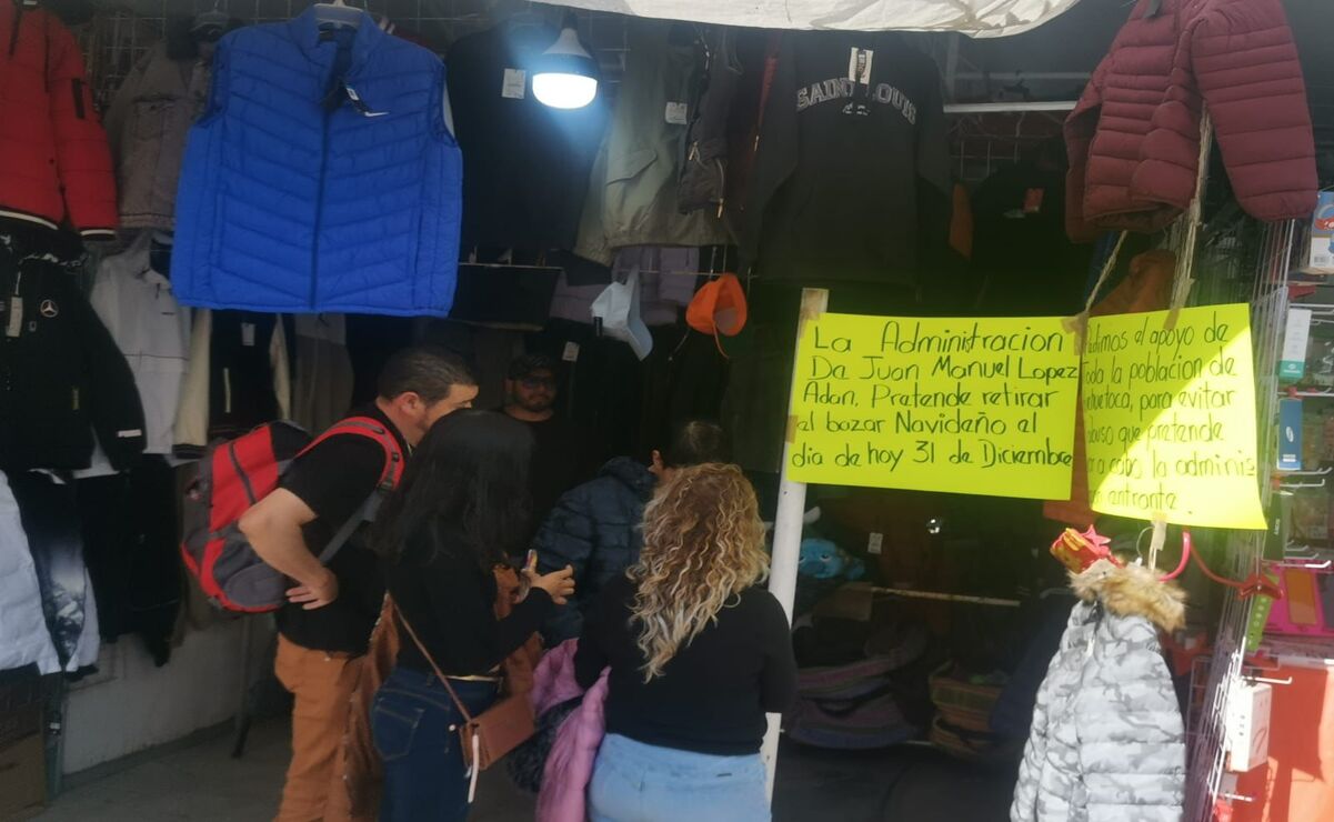 El Bazar Navideño lleva 24 años colocándose en Huehuetoca. Foto: Especial