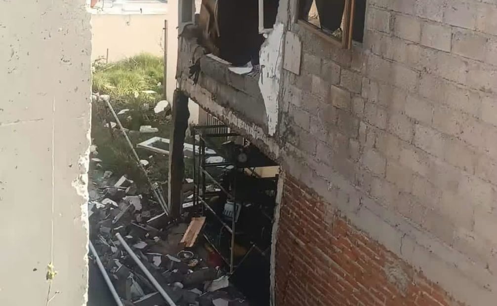 Uno de los muros principales de la vivienda colapsó por completo debido a la onda expansiva de la acumulación de gas. Foto Especial