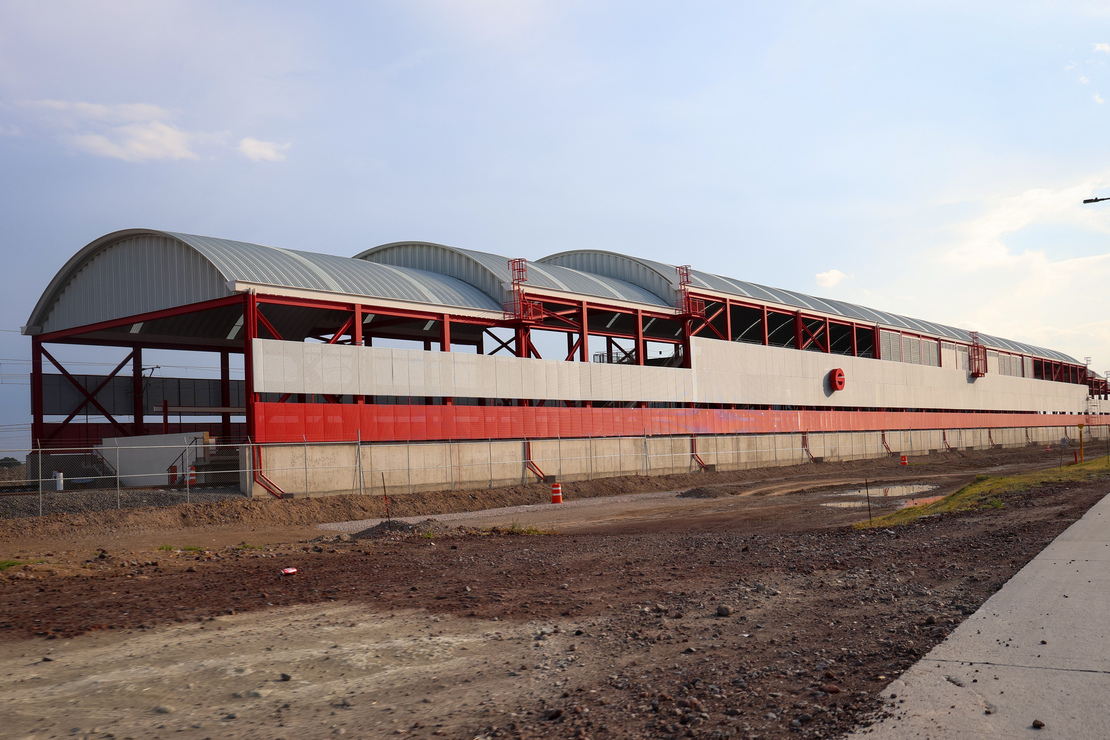 Tres veces se han reiniciado las obras del tren suburbano, tras llegar a acuerdo con pobladores / Foto Luis Camacho