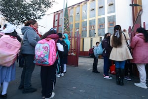 Despliegan a más de 1,300 policías para proteger a 4 millones de alumnos del Edomex