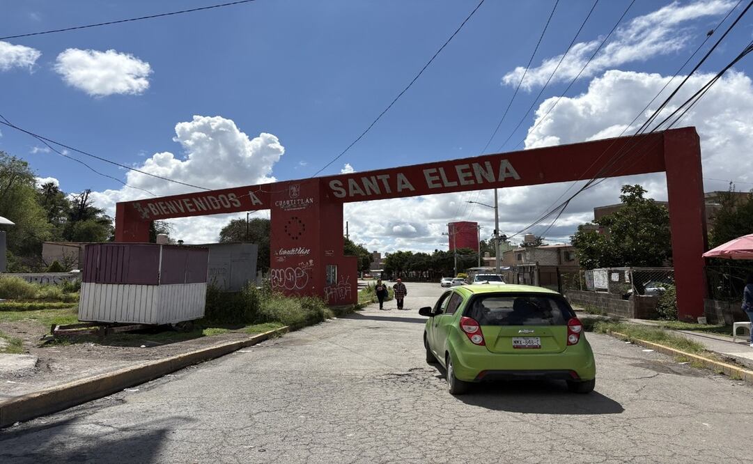 Habitantes del fraccionamiento Santa Elena denuncian la falta de servicios básicos / Foto Arturo Contreras