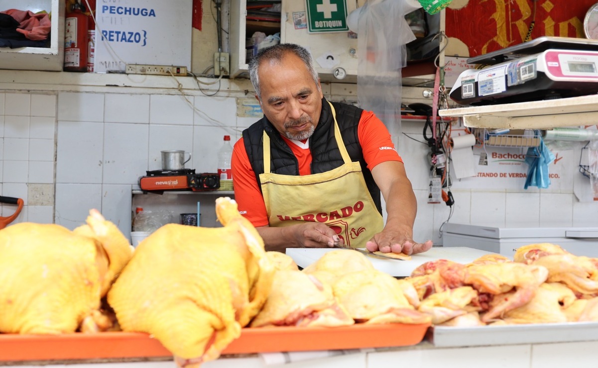 Las amas de casa coinciden en que el alza en el precio del pollo no es único, pues también han subido el huevo, el arroz y los frijoles / Foto: Sergio García