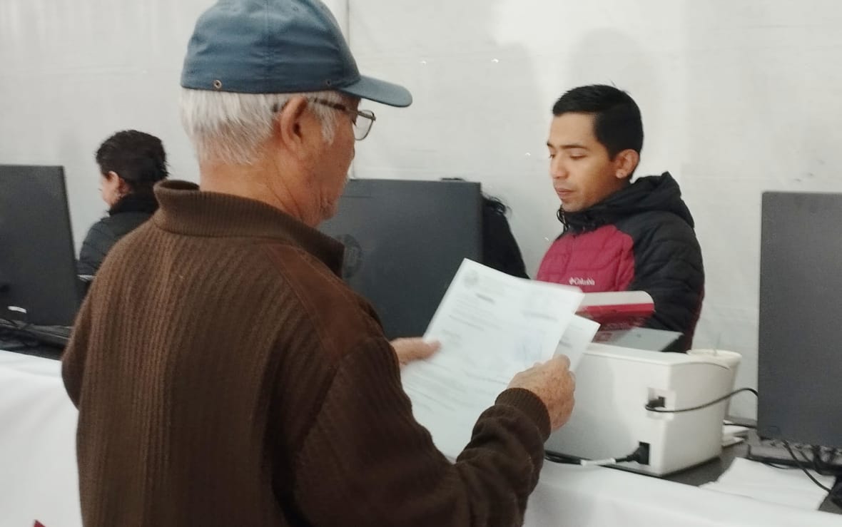 El trámite para la solicitud de no afiliación al ISSSTE también se puede hacer de forma presencial en alguna de las Delegaciones Estatales y Regionales.  Foto Especial
