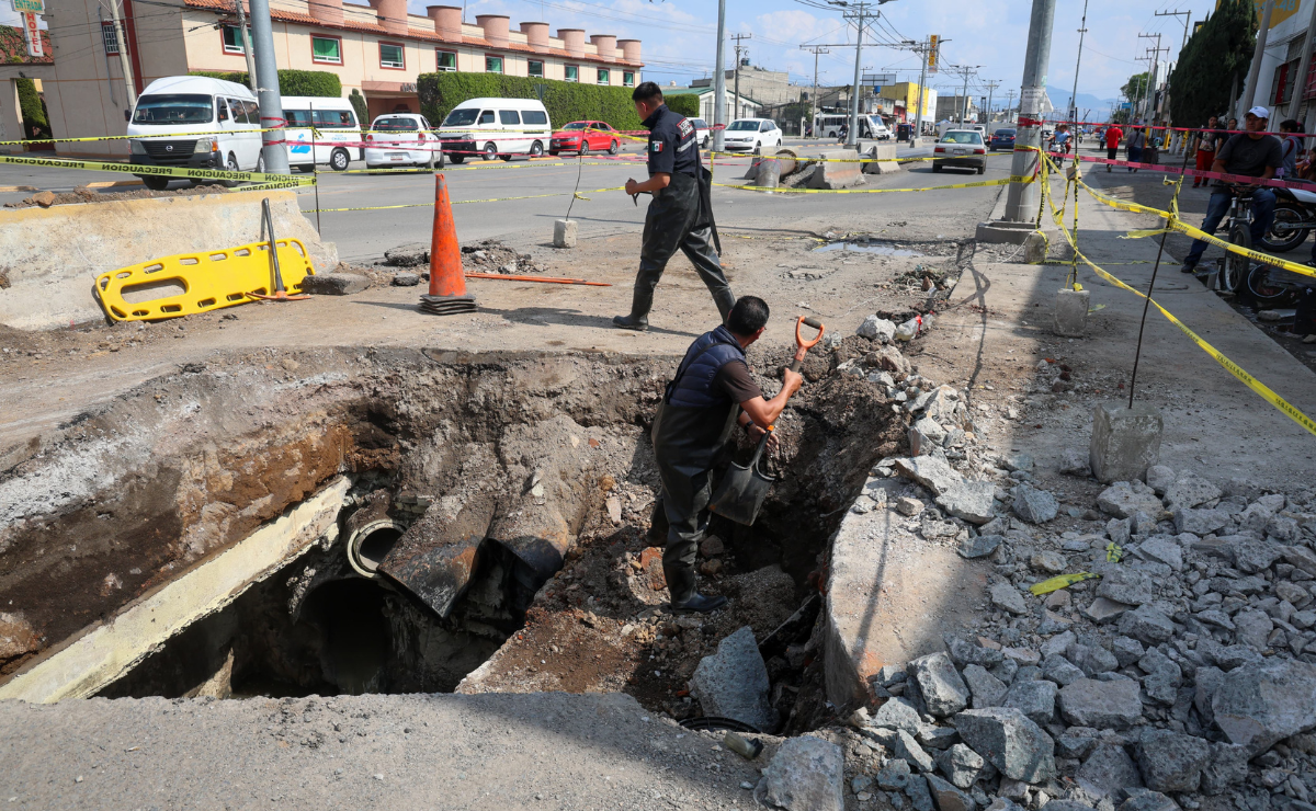 Vecinos de Chalco exigen respuestas mientras continúa la búsqueda del motociclista Foto: Luis Camacho