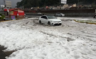 VIDEO: Fuerte granizada deja vehículos varados y afecta La Marquesa